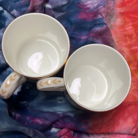 Wedgwood mugs - Picture 3 of 5